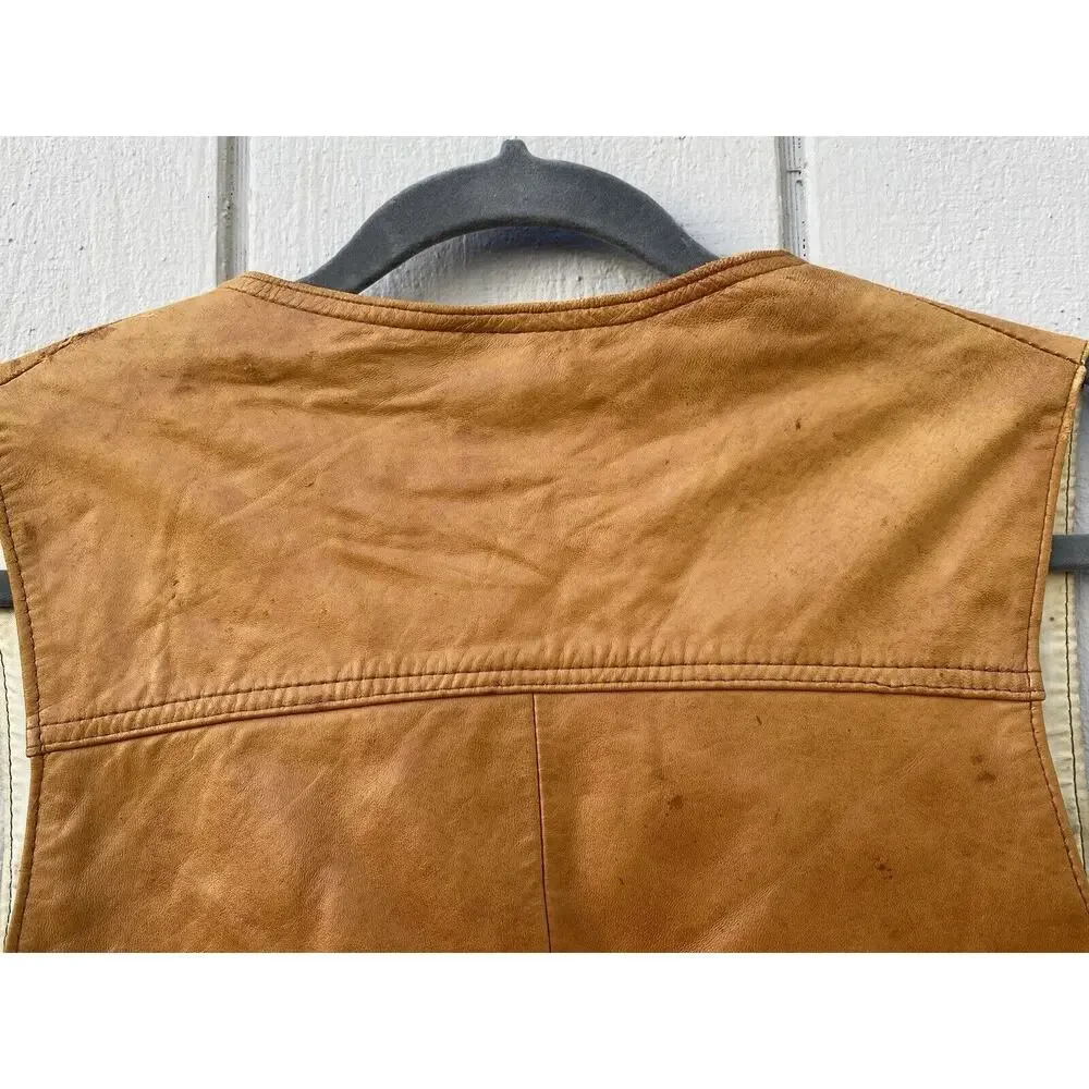 Genuine Leather Men's Vintage Button Vest Made in‎ Mexico Size 44 Tan/Brown